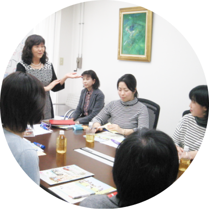 写真：商品について意見交換の様子